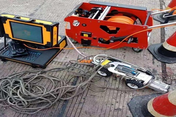 桐庐CCTV管道检测机器人